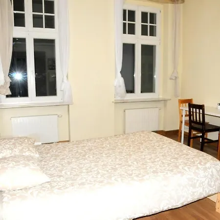 Economic Mandala Apartment Poznan