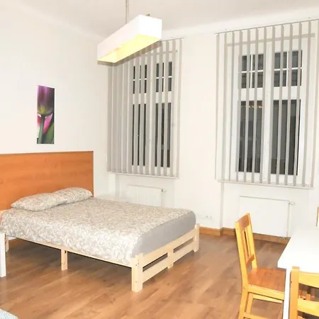 Economic Mandala Apartamento *